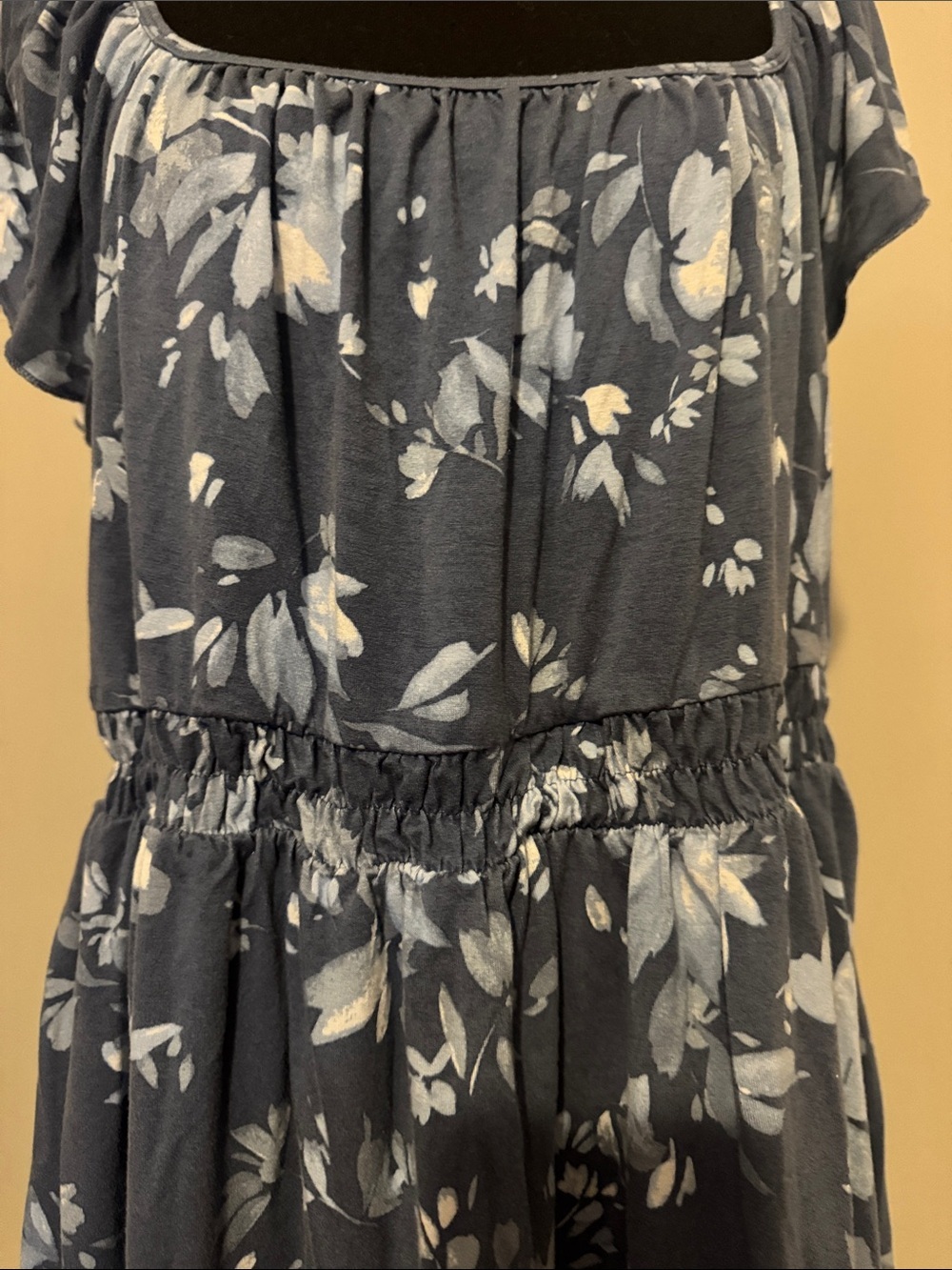 torrid Navy Blue Floral Elastic Waist top jersey super soft - Picture 2 of 8
